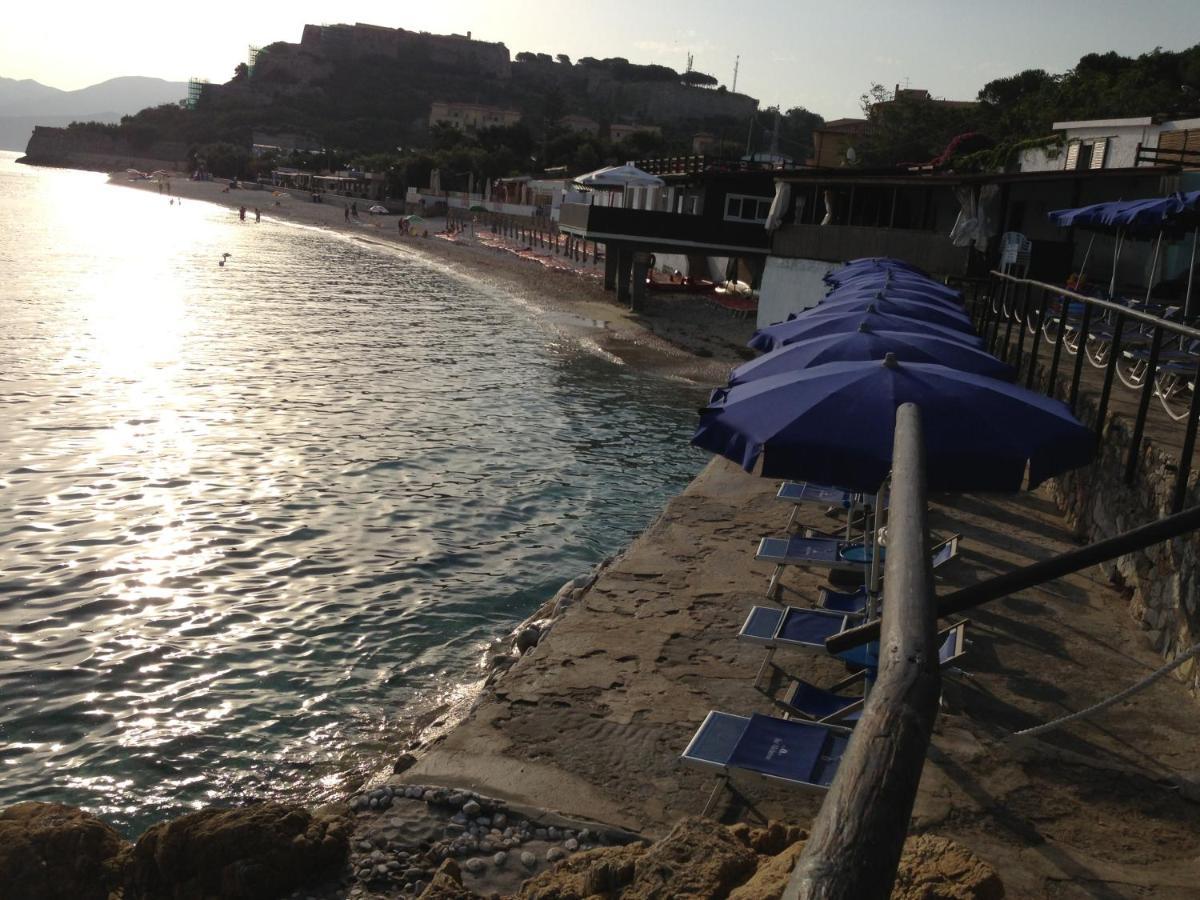 Hotel Villa Ombrosa Portoferraio Exteriér fotografie