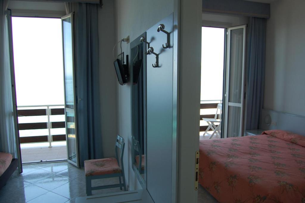 Hotel Villa Ombrosa Portoferraio Pokoj fotografie