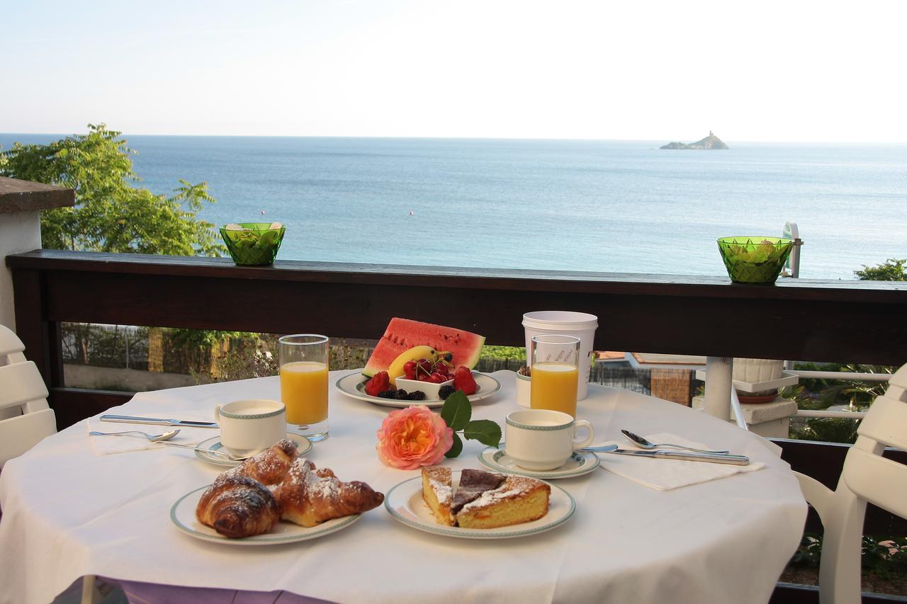 Hotel Villa Ombrosa Portoferraio Pokoj fotografie