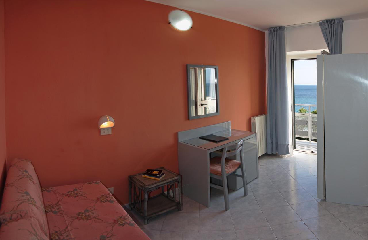 Hotel Villa Ombrosa Portoferraio Pokoj fotografie